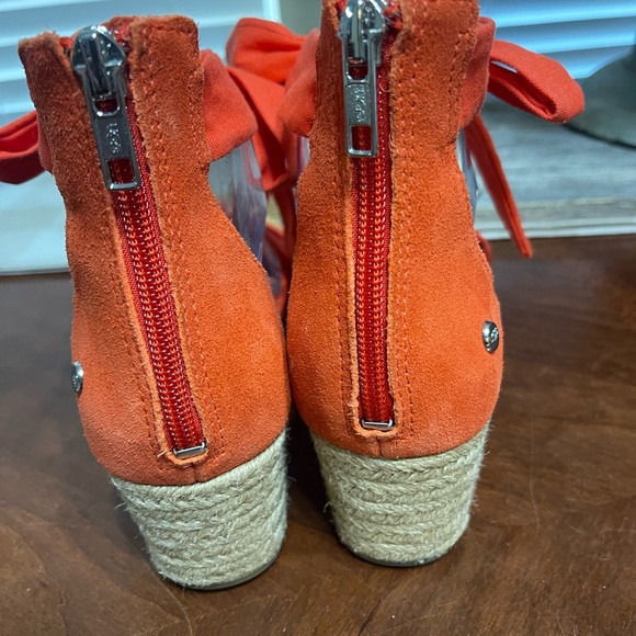 Ugg Yarrow  Canvas Espadrille Wedge Sandals Shoes - Picture 5 of 10
